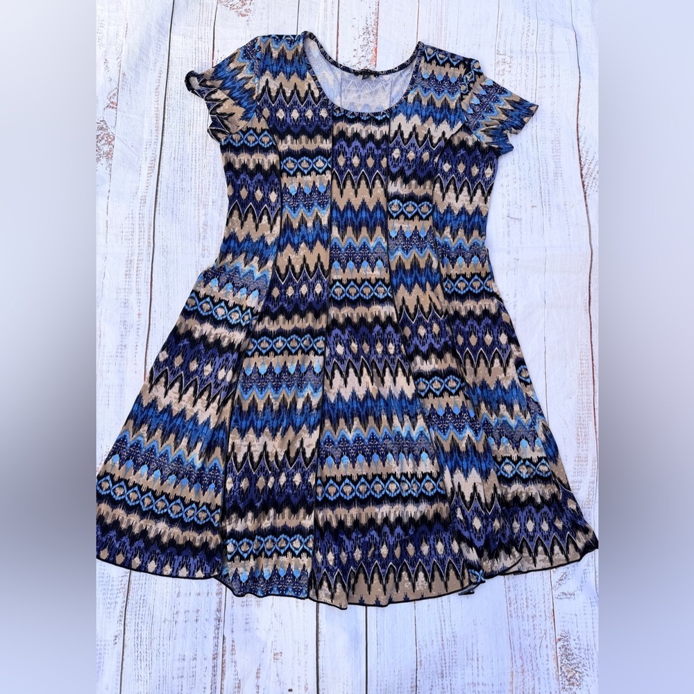 Sami & Jo Blue and Tan Patterned Fit-and-Flare Dress Size XL